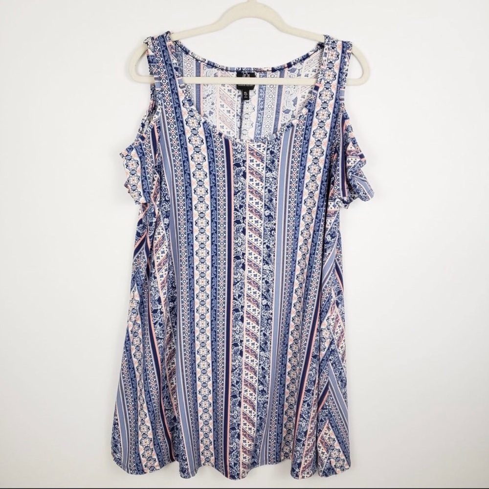 Derek heart dress - Picture 2 of 3